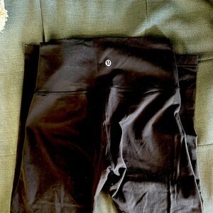 Lululemon black leggings size 8